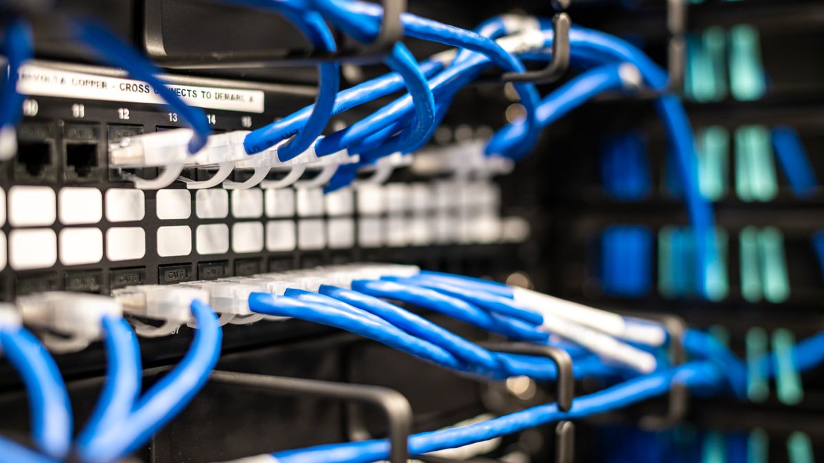 Microservices vs Monolith: When to Break Up Your App